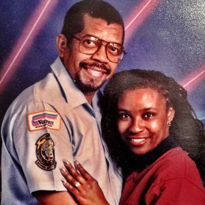 Meet your Posher, Robin